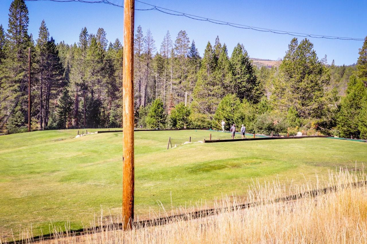 Tastefully-Updated, Classic Tahoe Family Home Truckee Zewnętrze zdjęcie