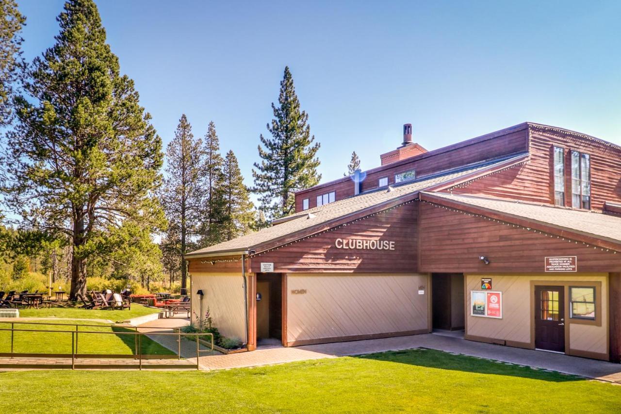 Tastefully-Updated, Classic Tahoe Family Home Truckee Zewnętrze zdjęcie