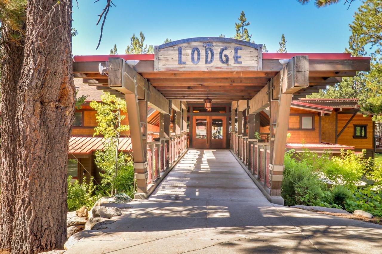 Tastefully-Updated, Classic Tahoe Family Home Truckee Zewnętrze zdjęcie
